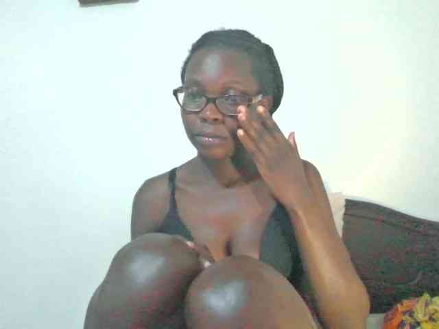 petitehotgirl webcam