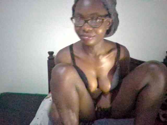 petitehotgirl webcam