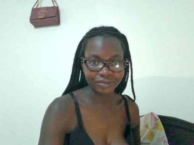 petitehotgirl webcam
