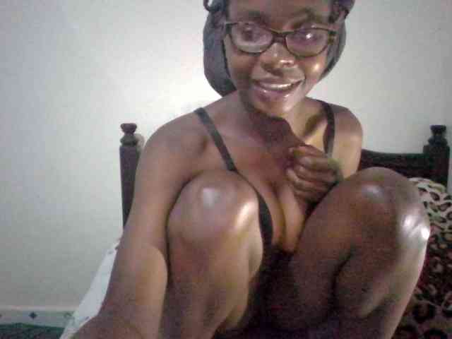 petitehotgirl webcam