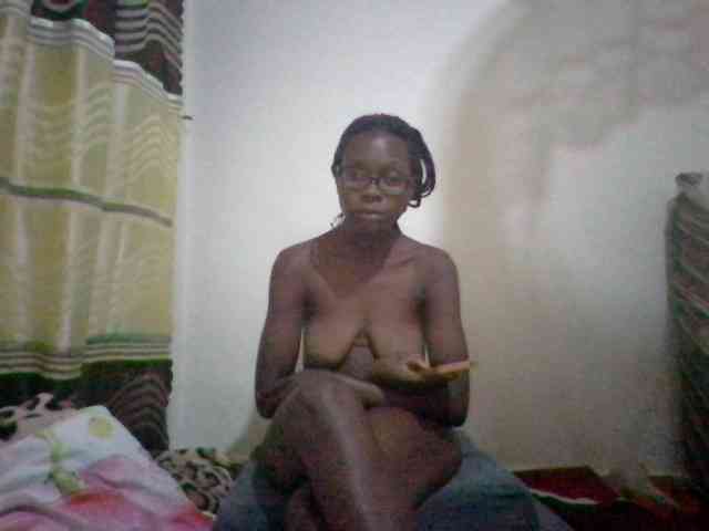 petitehotgirl webcam