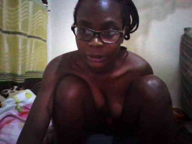 petitehotgirl webcam