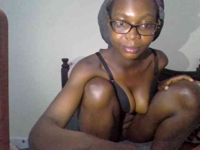 petitehotgirl webcam