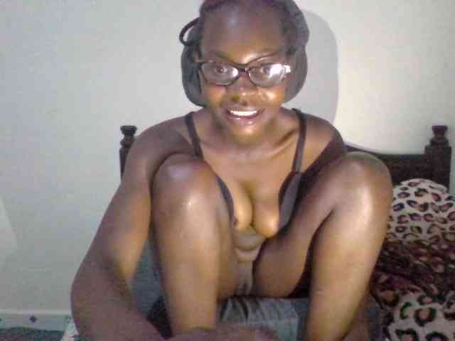 petitehotgirl webcam