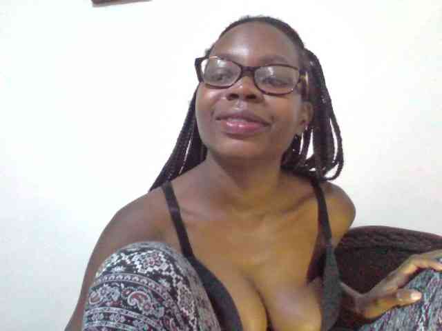 petitehotgirl webcam