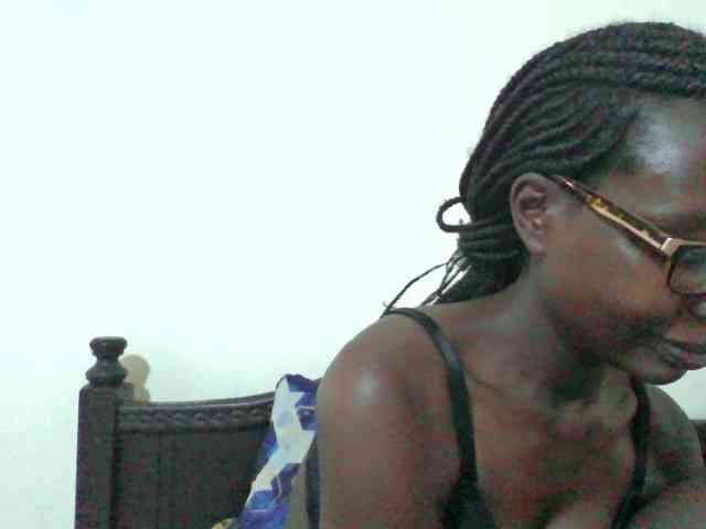 petitehotgirl webcam