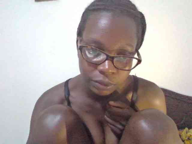 petitehotgirl webcam
