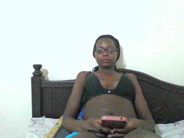 petitehotgirl webcam