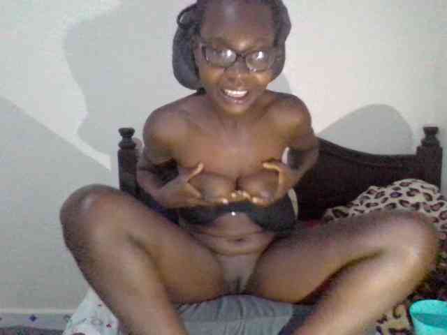 petitehotgirl webcam