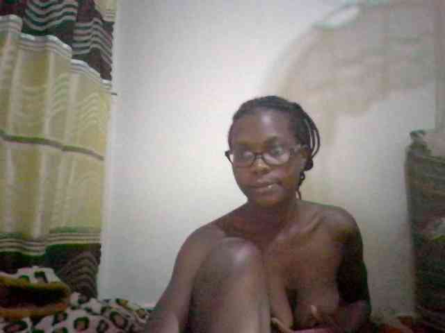 petitehotgirl webcam