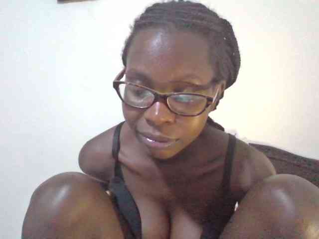 petitehotgirl webcam