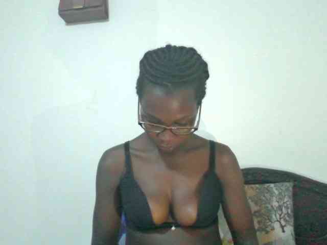 petitehotgirl webcam