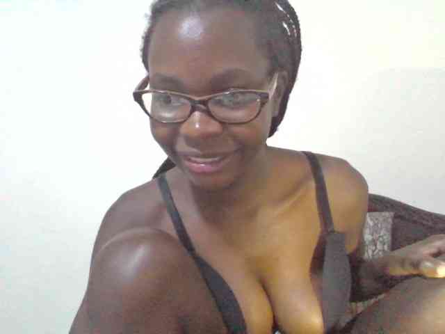 petitehotgirl webcam
