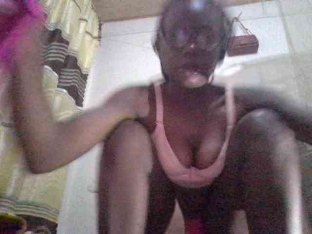 petitehotgirl webcam