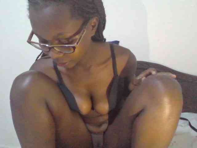 petitehotgirl webcam
