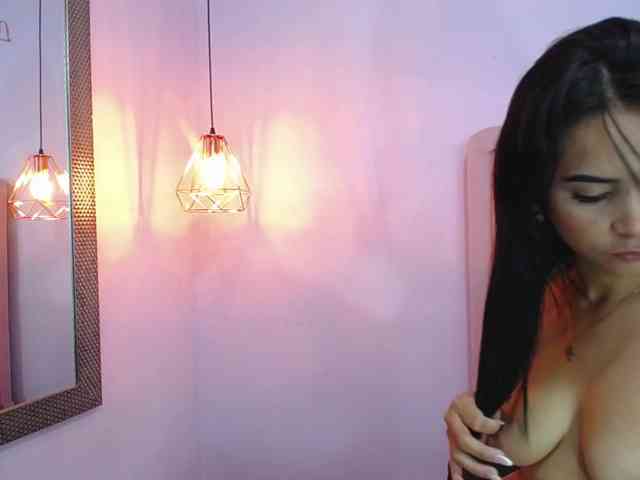 valentinaskinny1 webcam
