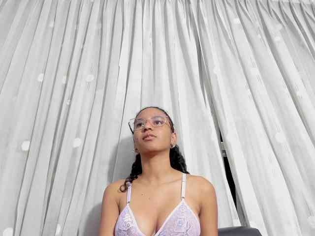 ZoeyJasp webcam