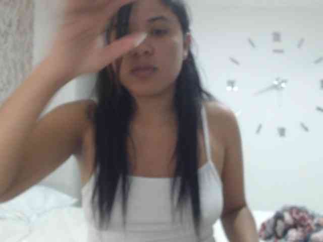 DarilysLatina webcam