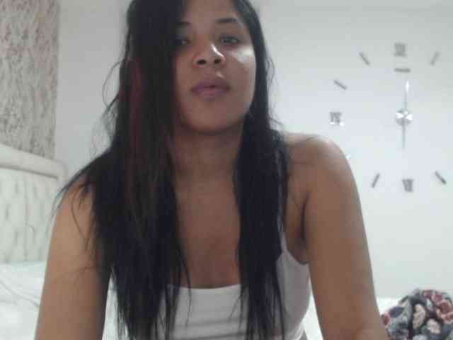 DarilysLatina webcam