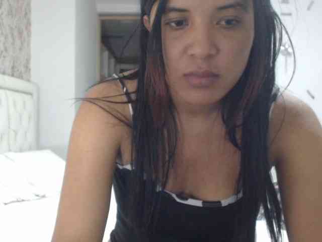 DarilysLatina webcam