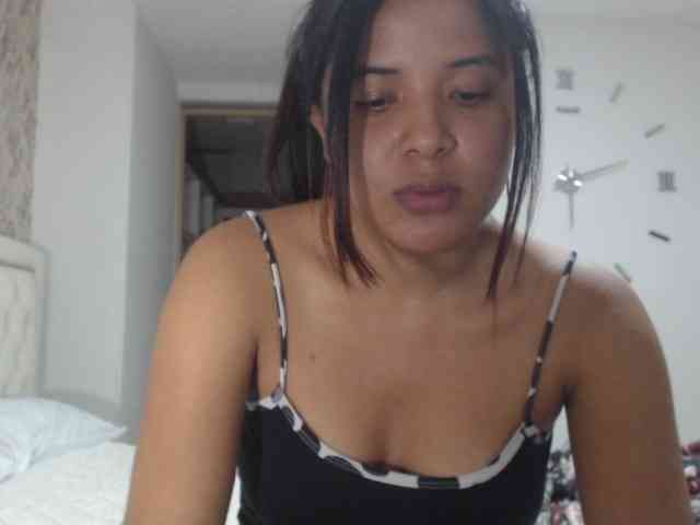 DarilysLatina webcam