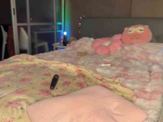 lizzyMeoww webcam