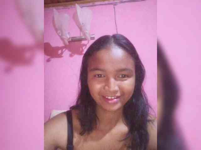 Aliciaa webcam