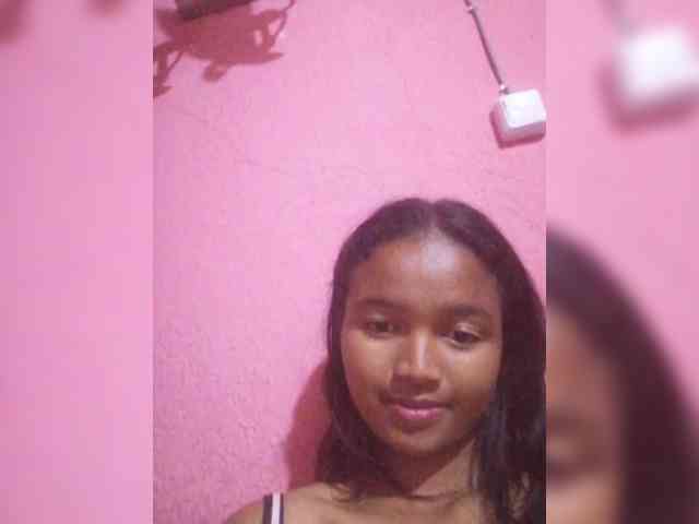 Aliciaa webcam