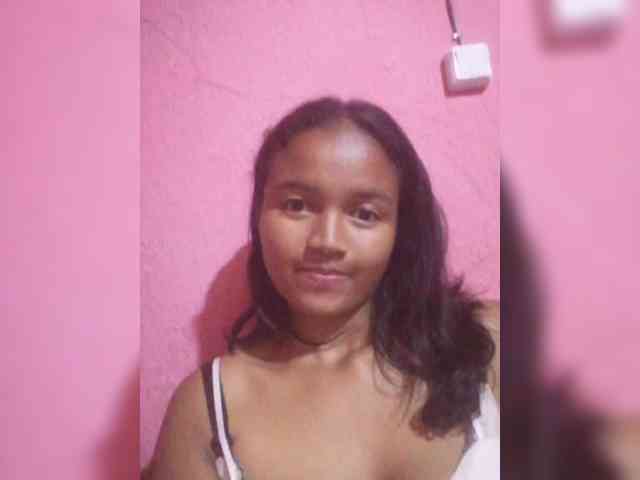 Aliciaa webcam