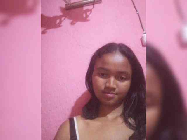 Aliciaa webcam
