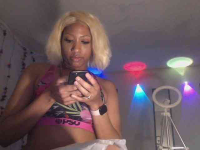 TheGirlNextDoor webcam