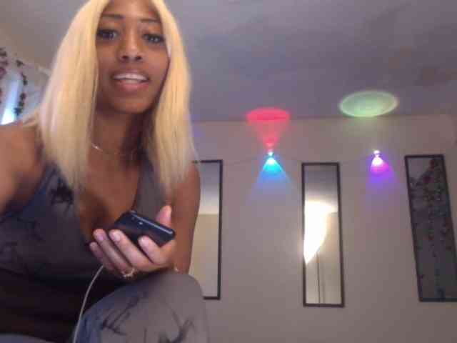 TheGirlNextDoor webcam
