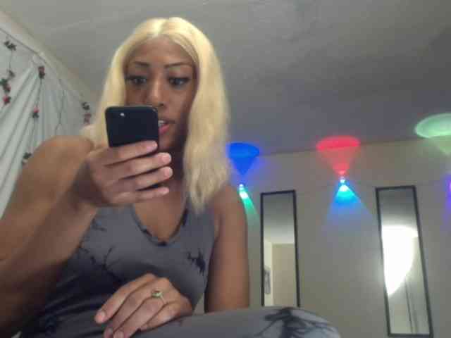 TheGirlNextDoor webcam