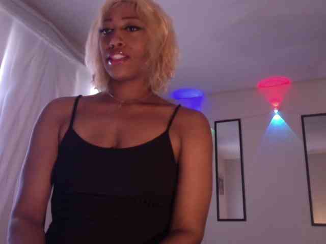 TheGirlNextDoor webcam