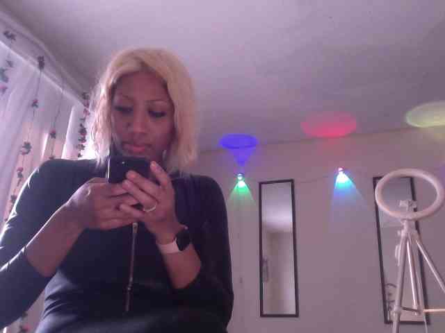 TheGirlNextDoor webcam