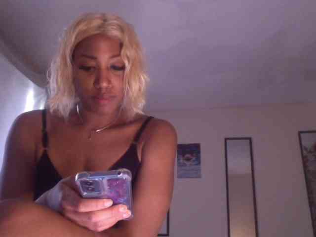 TheGirlNextDoor webcam