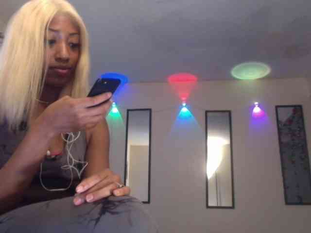 TheGirlNextDoor webcam