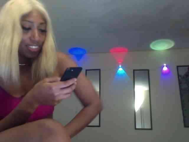 TheGirlNextDoor webcam