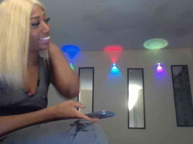 TheGirlNextDoor webcam
