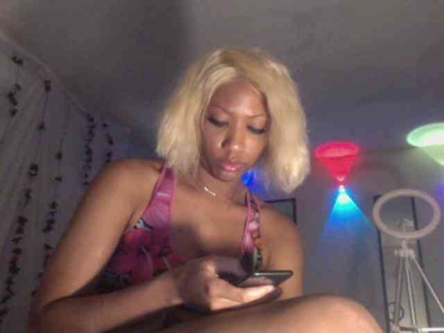 TheGirlNextDoor webcam