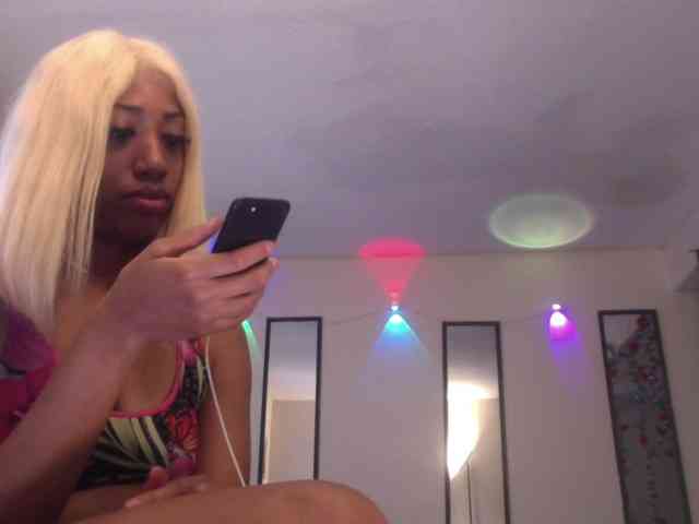 TheGirlNextDoor webcam