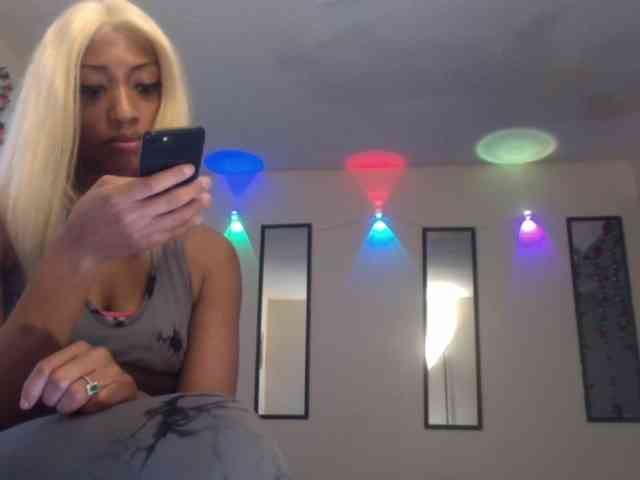 TheGirlNextDoor webcam