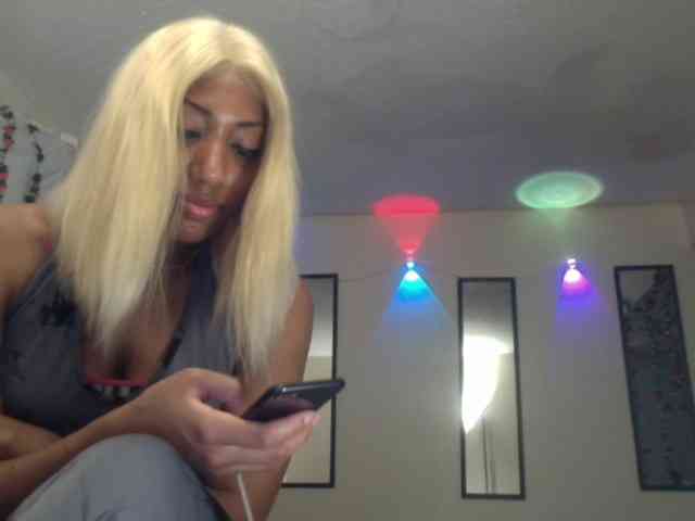TheGirlNextDoor webcam