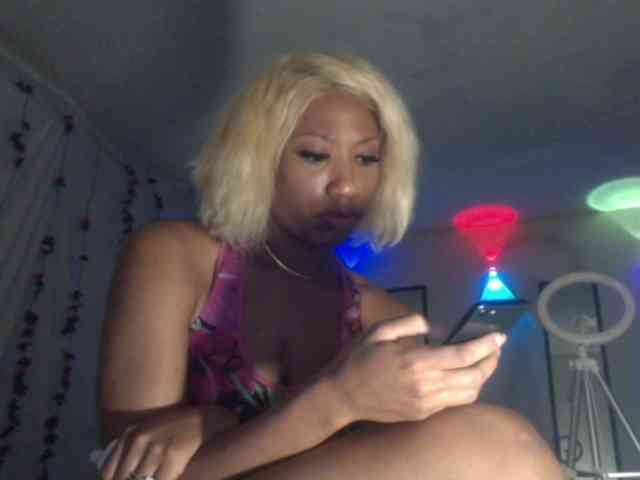 TheGirlNextDoor webcam
