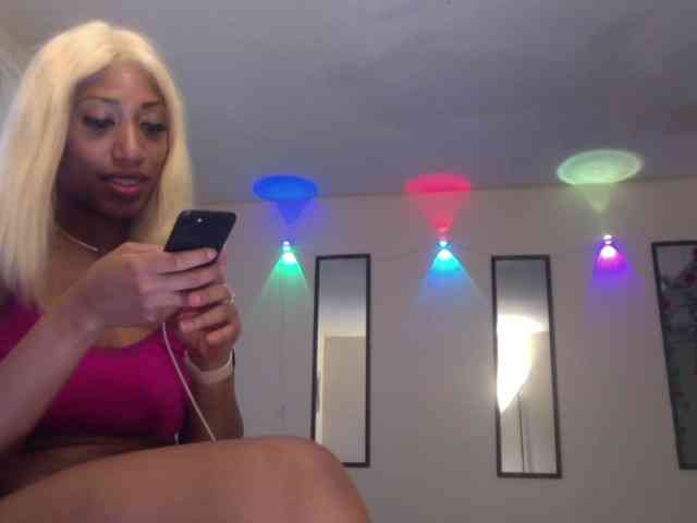 TheGirlNextDoor webcam