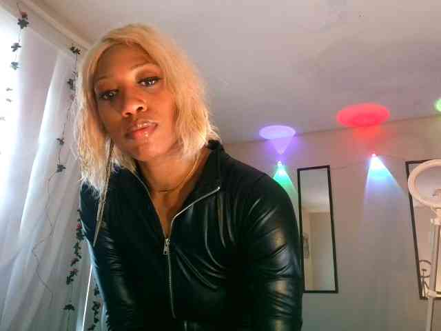 TheGirlNextDoor webcam
