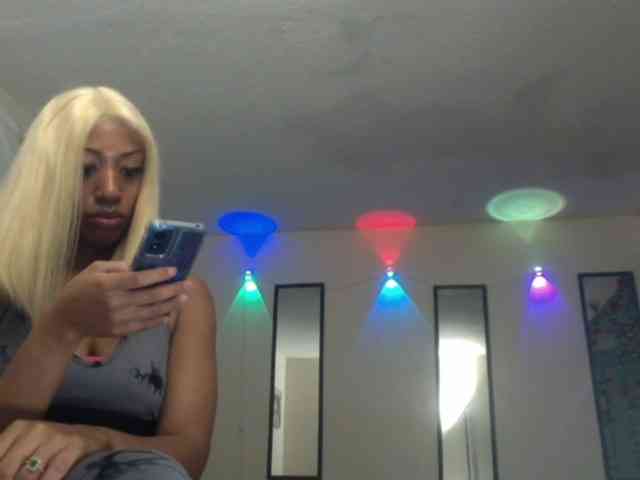 TheGirlNextDoor webcam