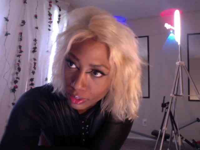 TheGirlNextDoor webcam
