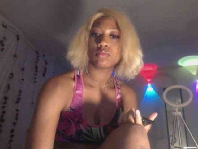 TheGirlNextDoor webcam