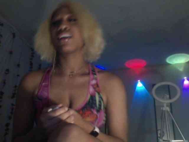 TheGirlNextDoor webcam
